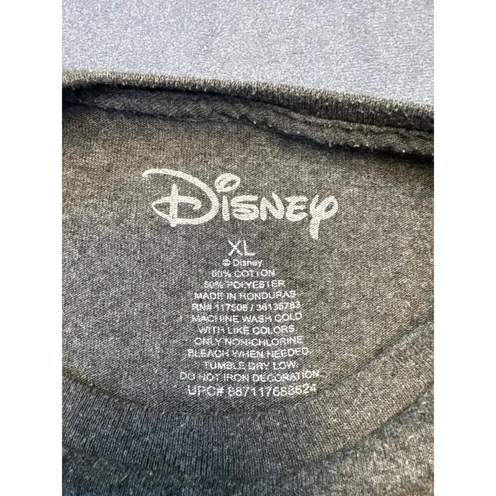 Disney Classic Mickey Mouse Graphic T-Shirt, Size X-Large Unisex - Picture 2 of 5
